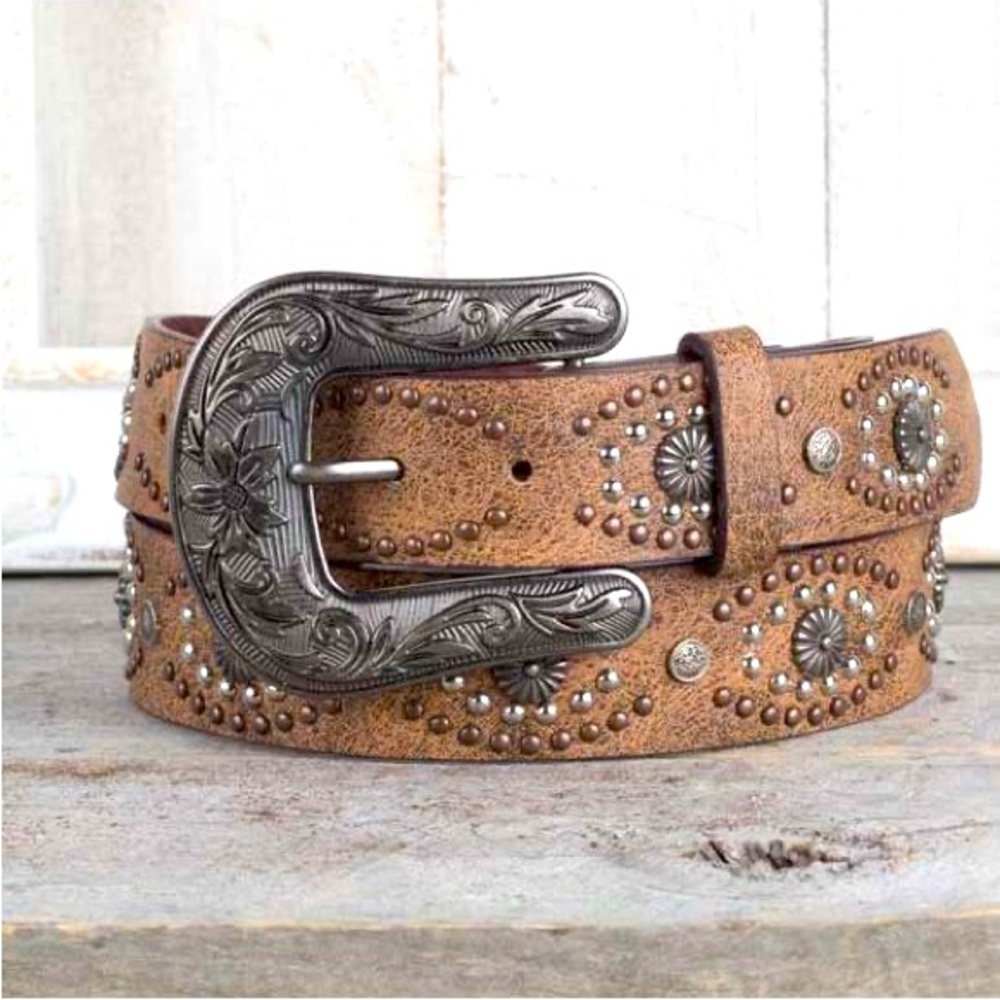 Nocona Women’s Studded Belt, Large - NWT